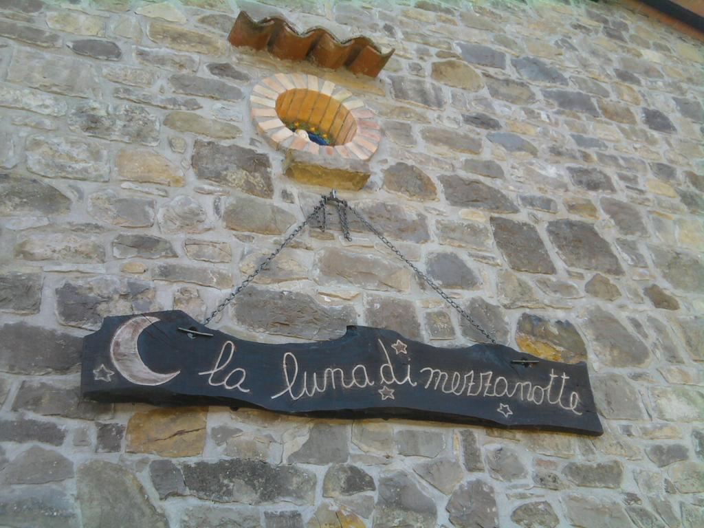 La Luna Di Mezzanotte Fratta Todina Zewnętrze zdjęcie